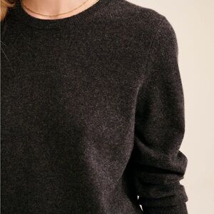 100% Cashmere Crewneck